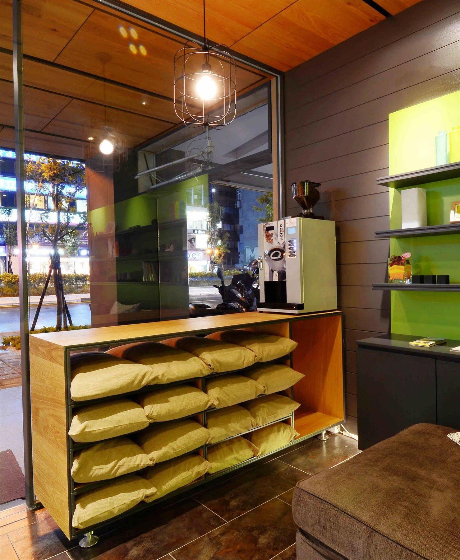 Ark Hotel - Dongmen Taipei Exterior photo