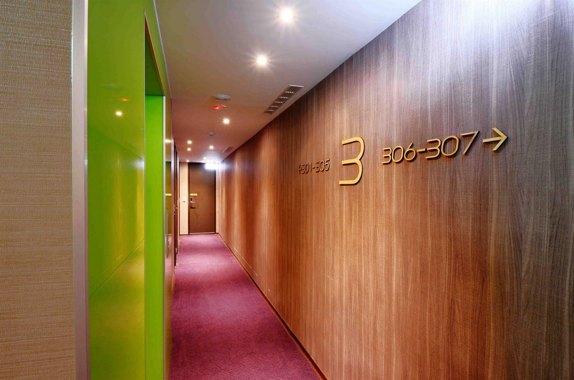 Ark Hotel - Dongmen Taipei Exterior photo